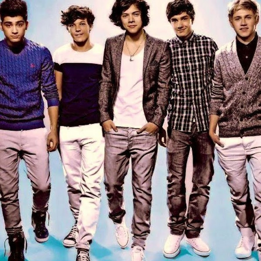 One Direction дебют. Ван дирекшен в полный рост. One Direction сериал. One Direction рост.