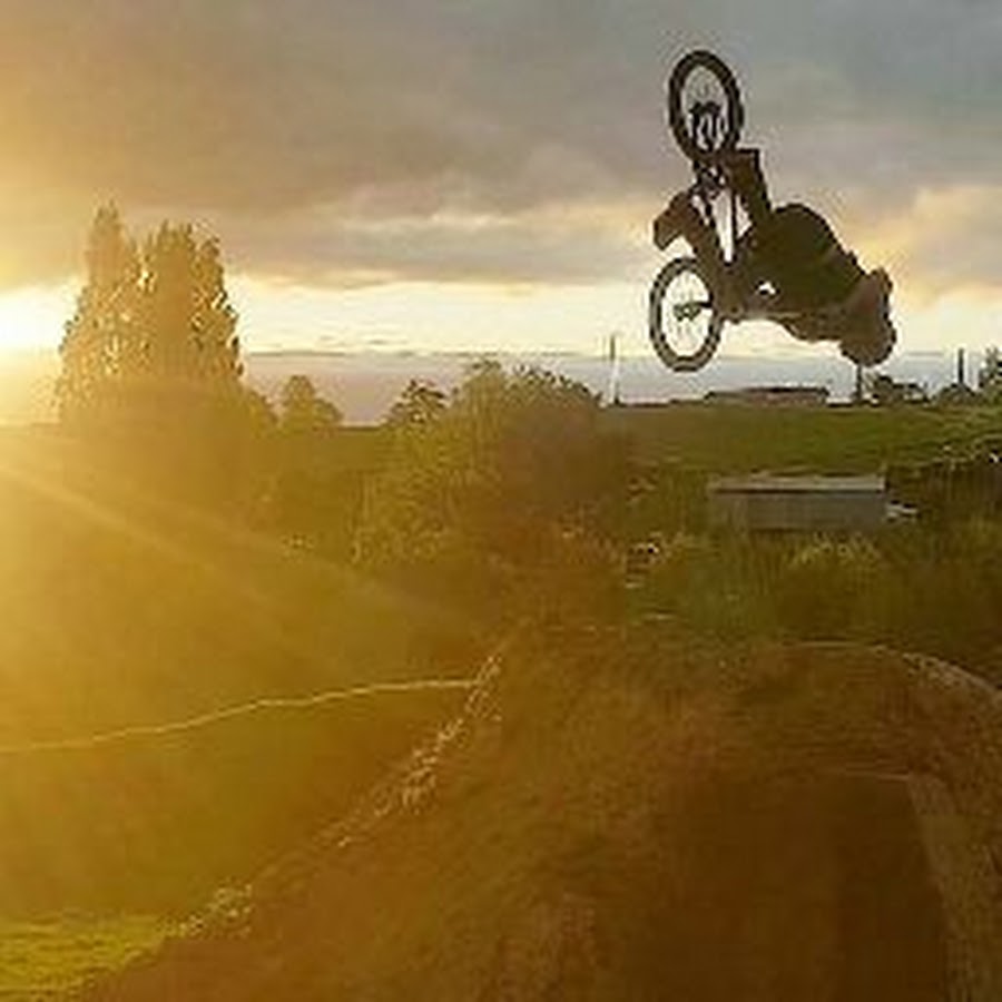 Matt Mercer - YouTube