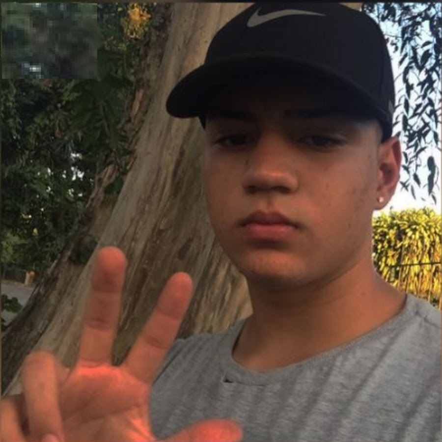 Free Fire BR - YouTube