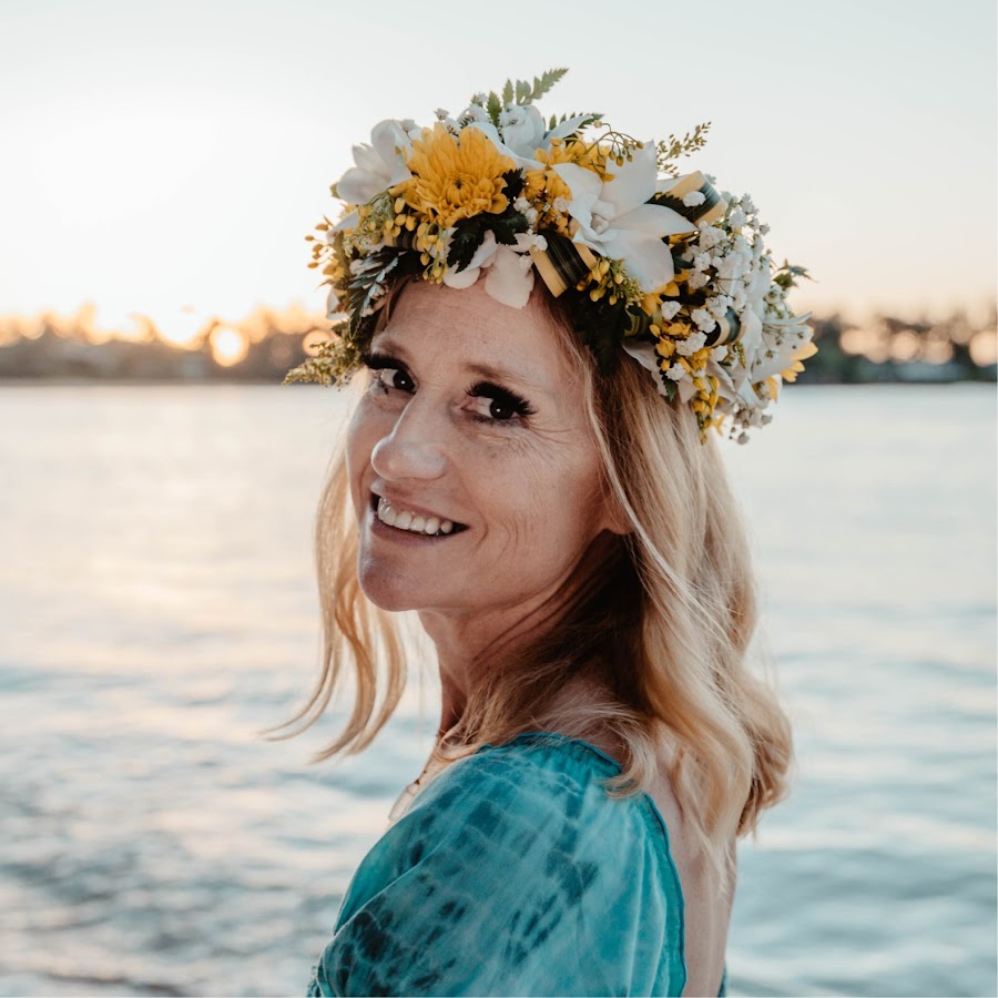 lora-jensen-youtube