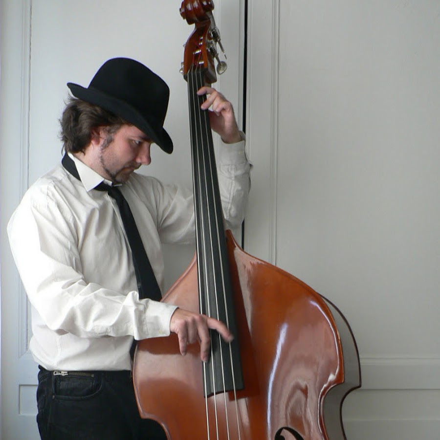 Mr Fort professeur de musique - YouTube