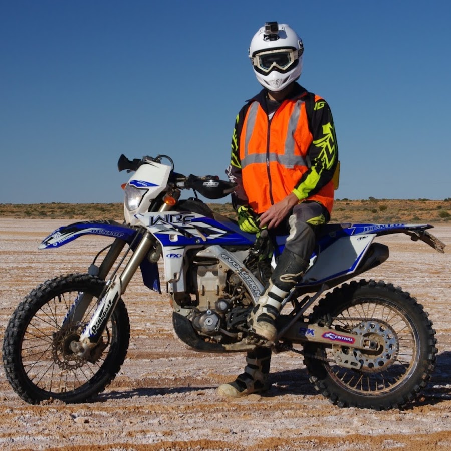 MotoRevving - YouTube