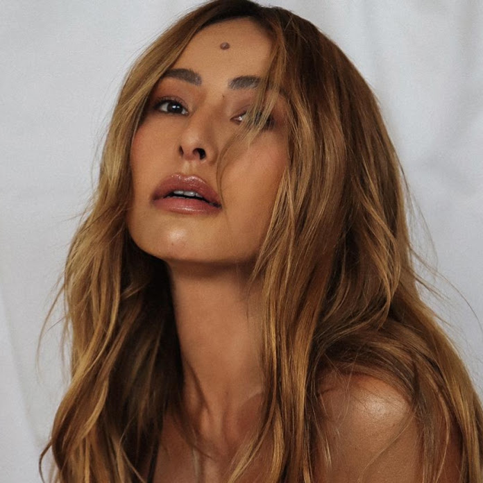 CANAL SABRINA SATO Net Worth & Earnings (2025)