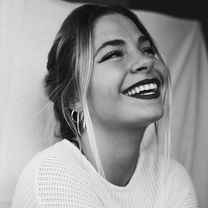 Sele Mosca Net Worth & Earnings (2026)