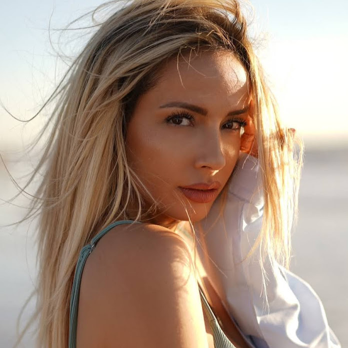 Jennifer Saro Net Worth & Earnings (2026)