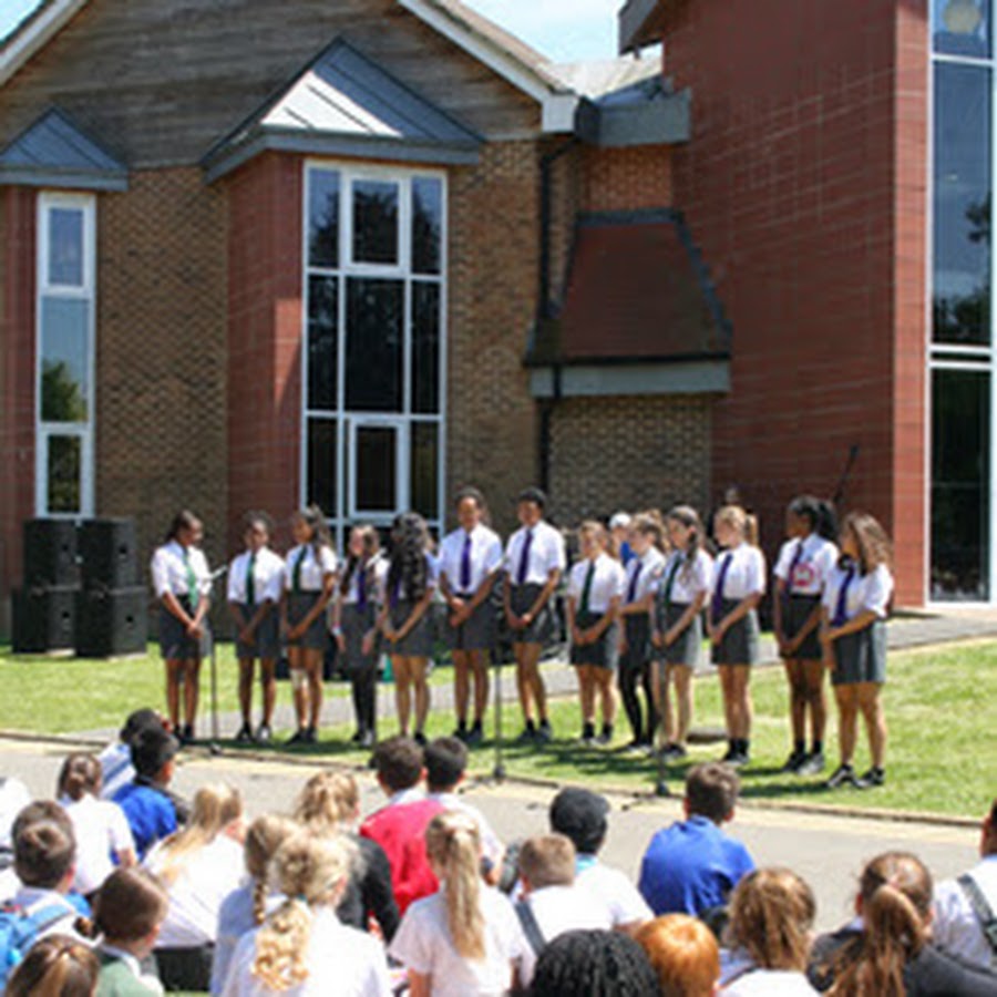 Riddlesdown collegiate show my homework 08 image