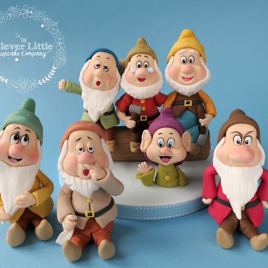 зефирные гномики. зефирные гномики. гномы для лепки. снеговик из безе. лепка гном.