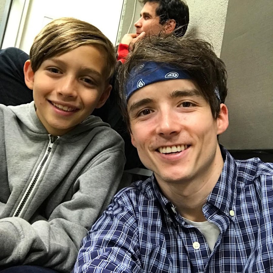 ilie's vlogs - YouTube