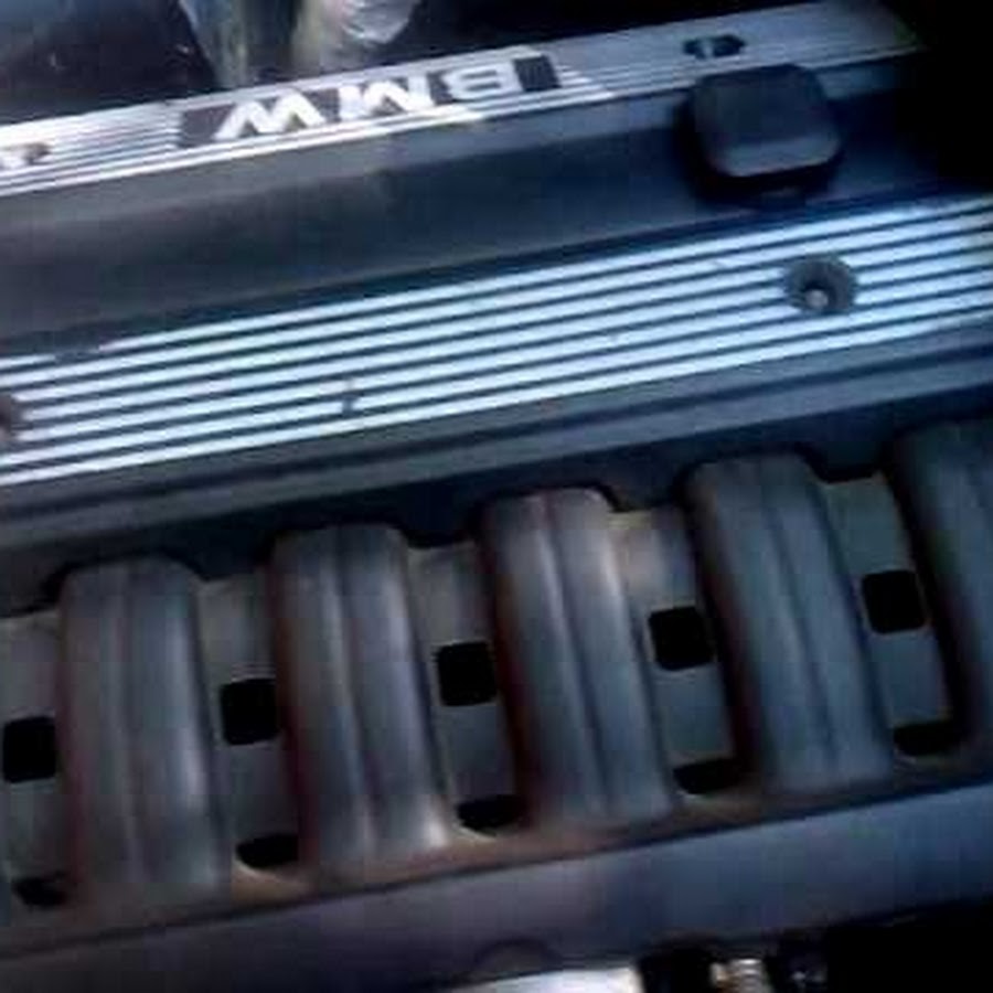 Стук в двигателе в bmw