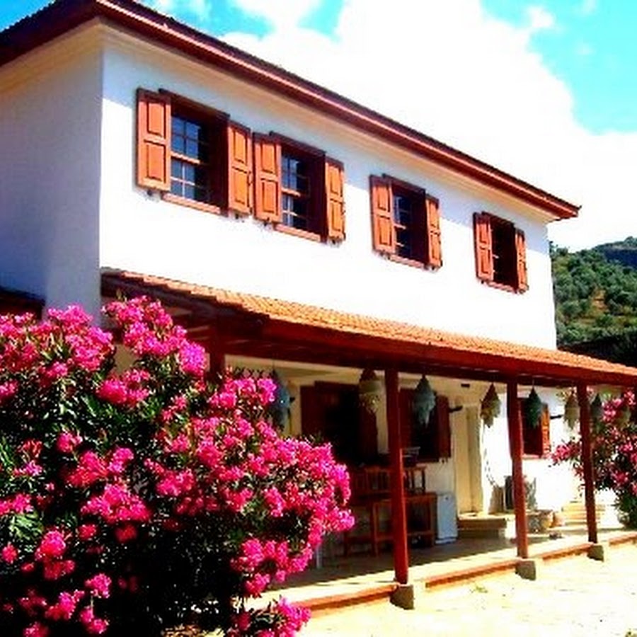 Little Farm - YouTube