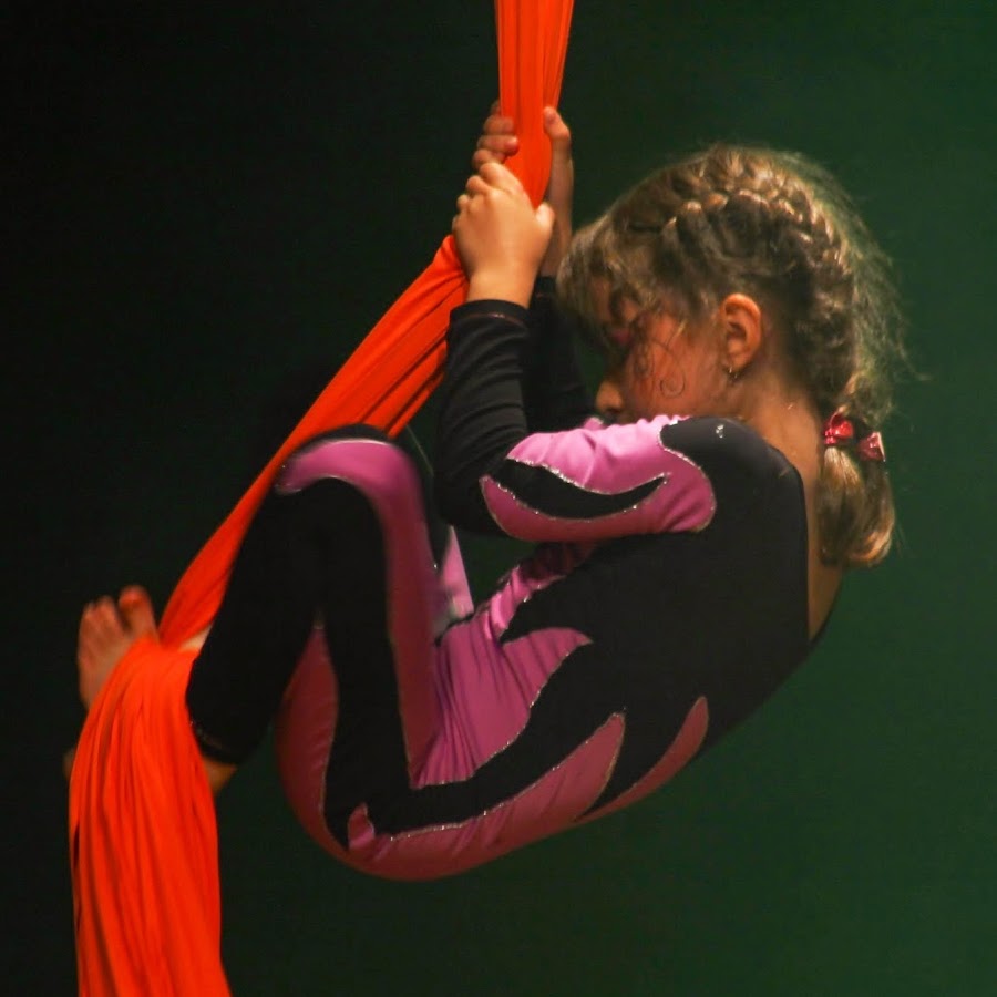 airdance live YouTube