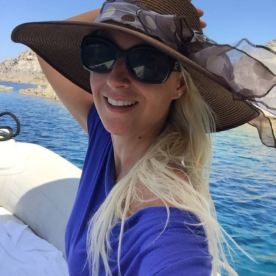 Expat in Italy - YouTube