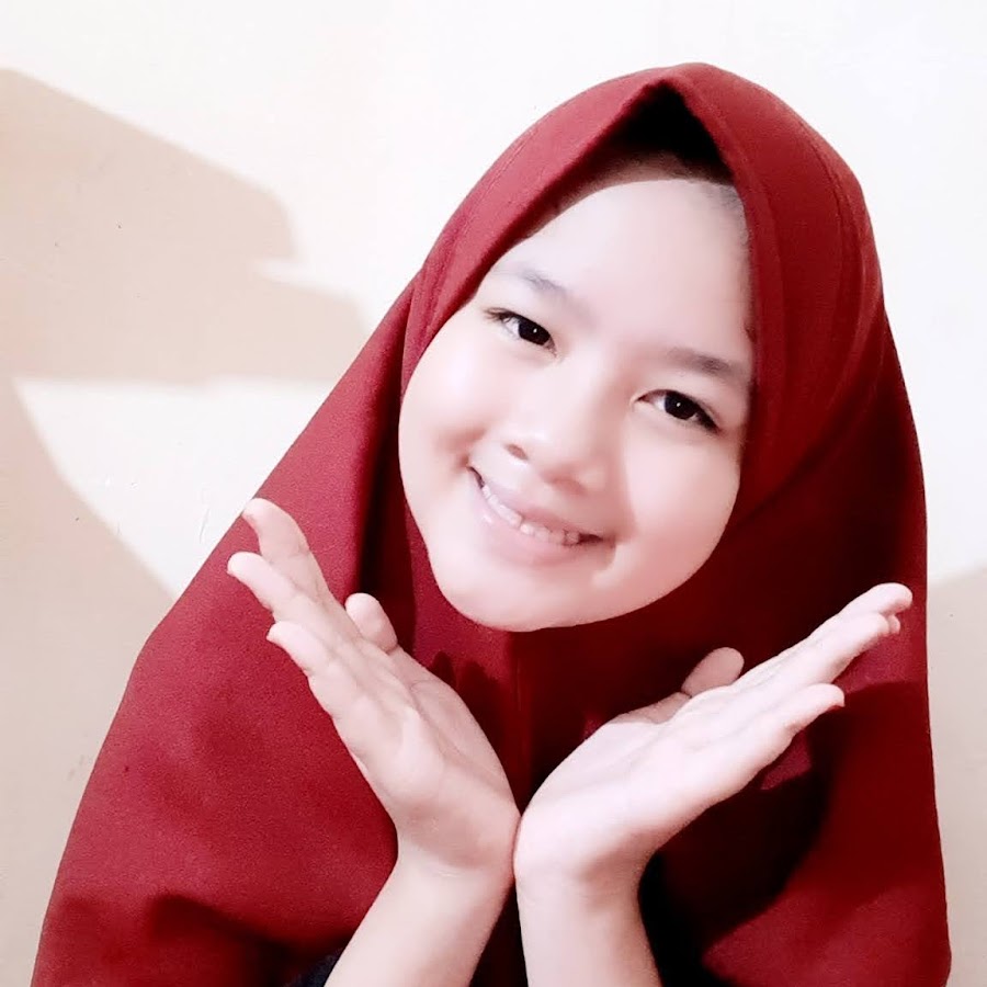 Dhia Syarafana YouTube