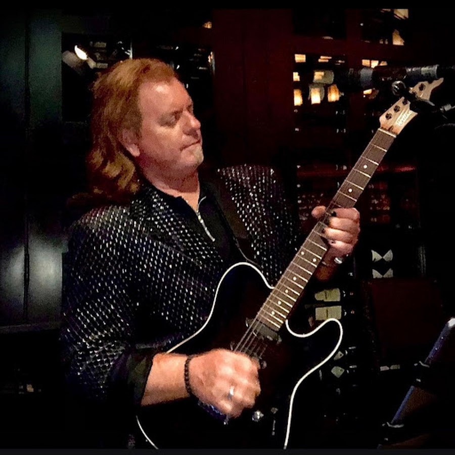 Wells paul. Энтони вильям гир. Wells paul. Пол уэллс. Wells paul.