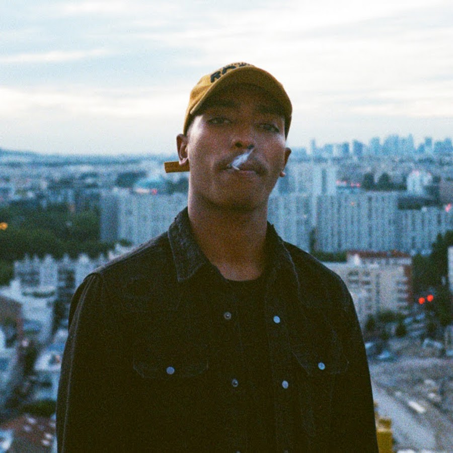 So La Lune - YouTube