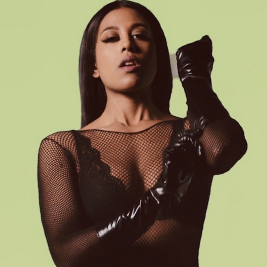 Sa'ra Charismata - YouTube