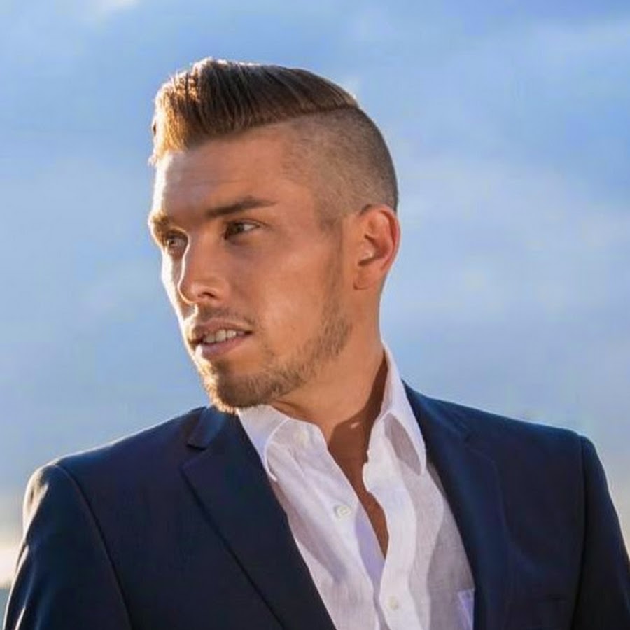 Alexander danny. Daniel alexander. даниэльс александр. александр даниэль фото. даниэль александр скадаль.