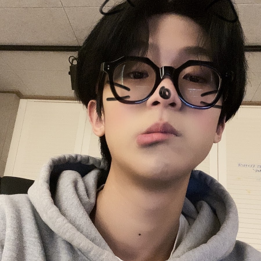 big naughty profile Pin on khh - Korean Celeb Wallpaper