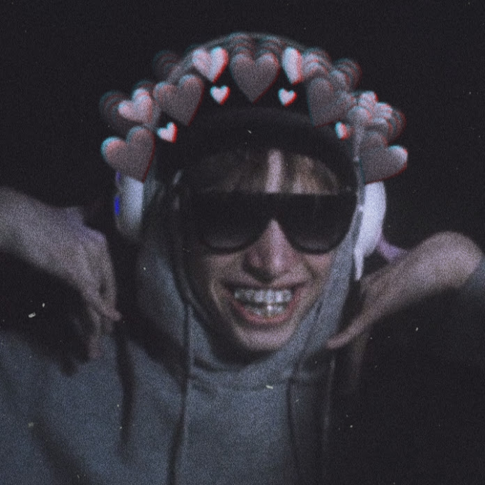 Revelan Сюжетер Net Worth & Earnings (2026)