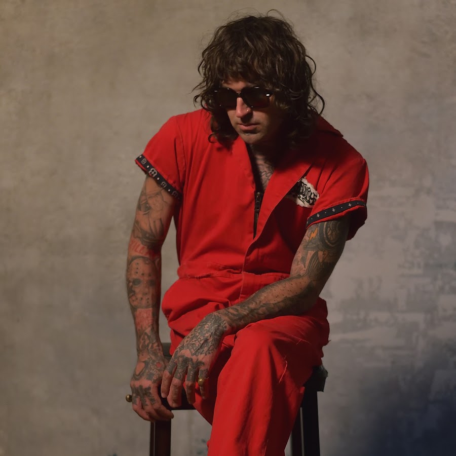 YelaWolf - YouTube