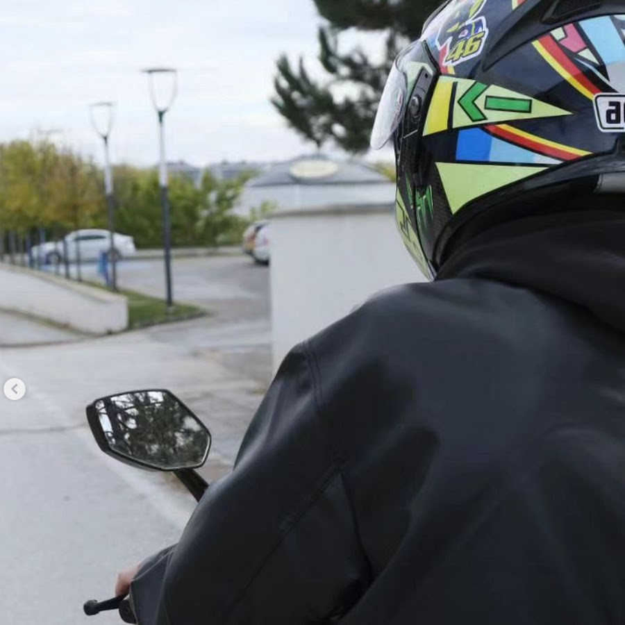 Сравнительный тест-драйв Honda Civic 4D и Honda Civic 5D: Братья "притворщики"