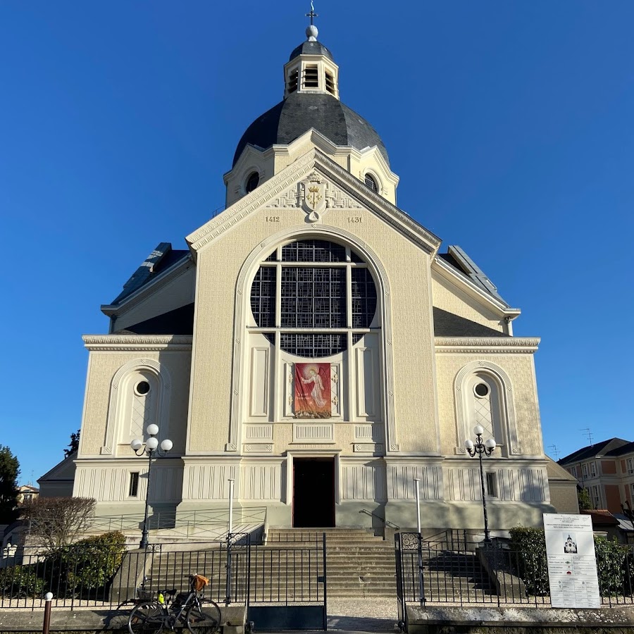 Sainte Jeanne d'Arc Versailles YouTube