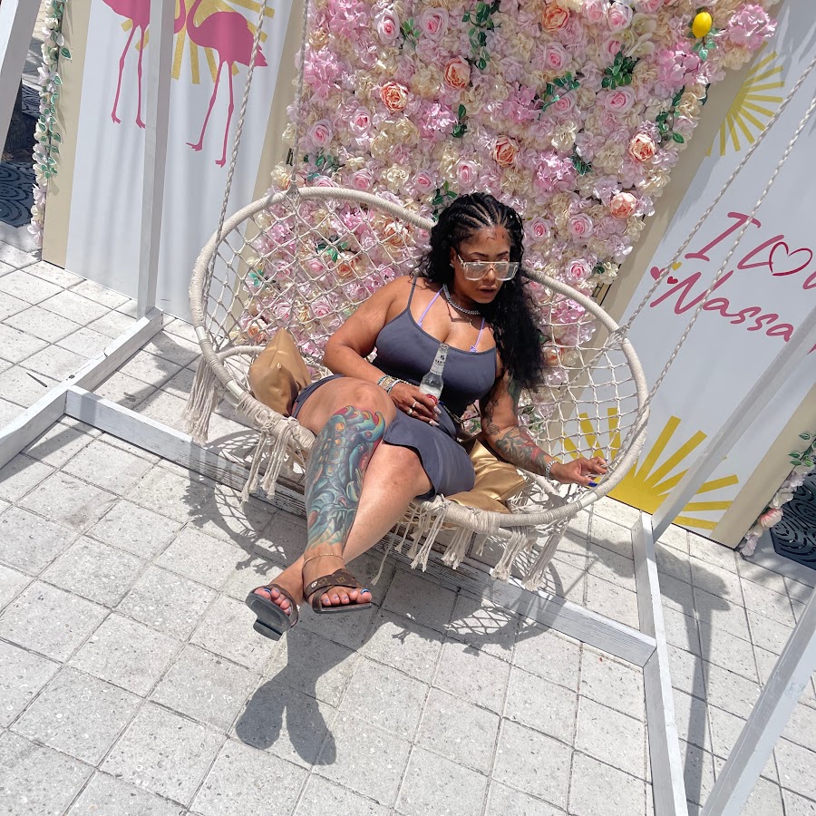 Goldie MrsPerfect - YouTube