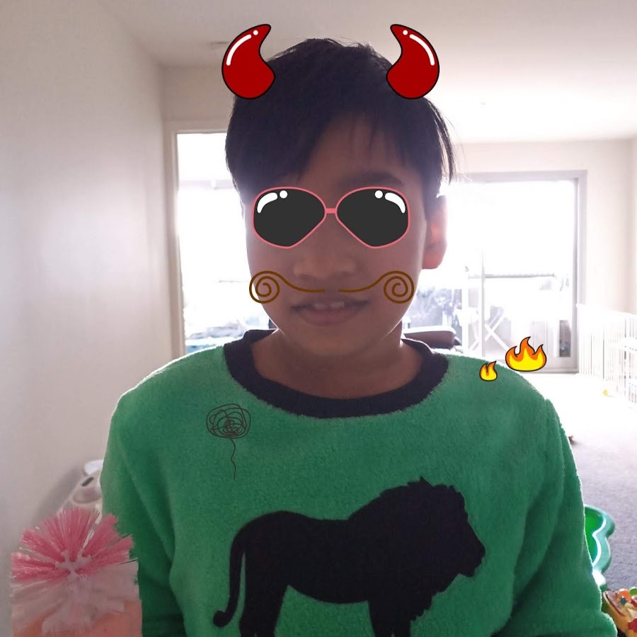 Sharan's kidsworld - YouTube
