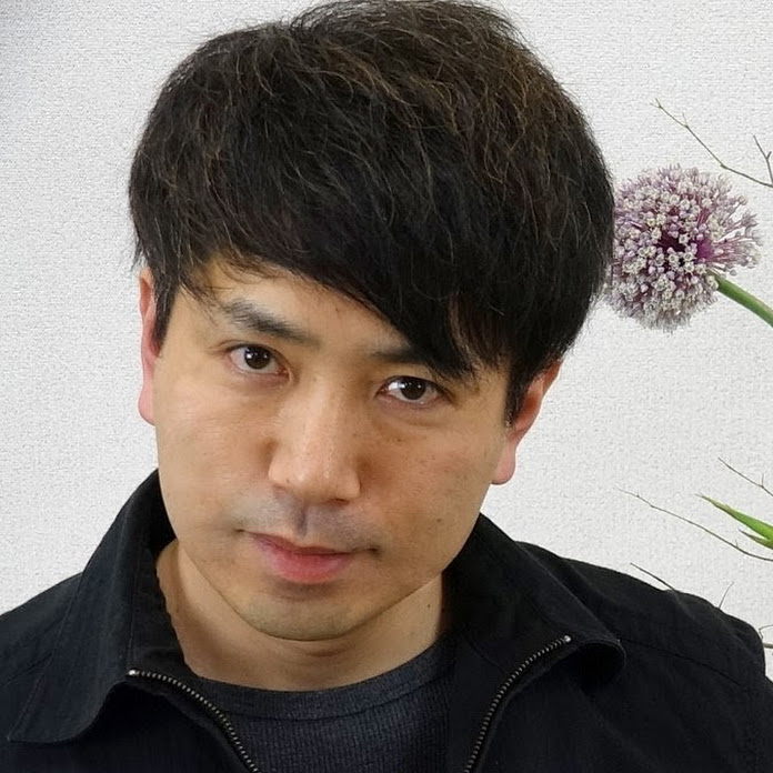 FlowerTV Net Worth & Earnings (2026)