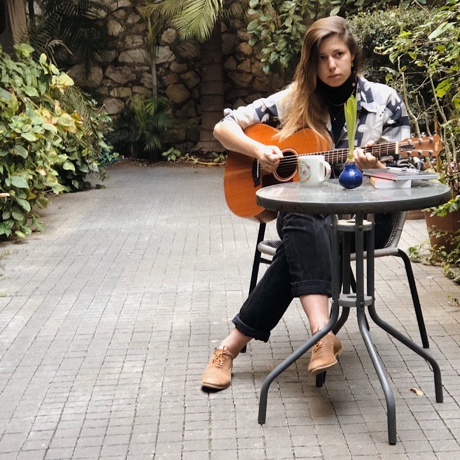 Maya Spier - YouTube