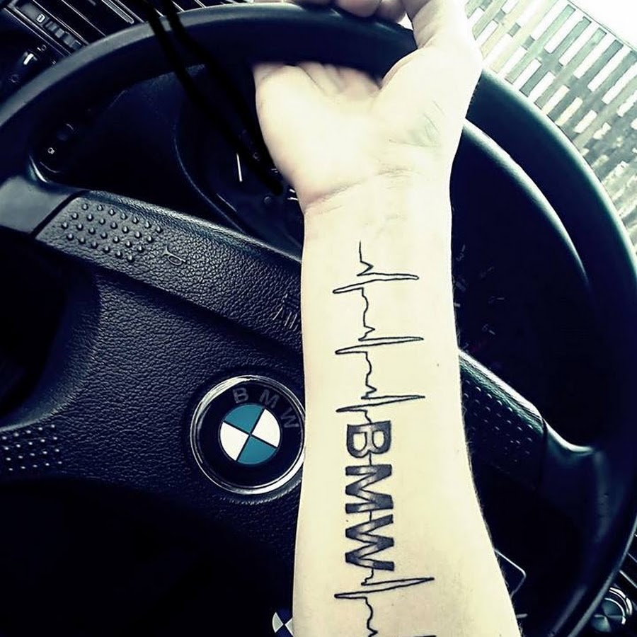Тату бмв. Тату авто. Татуировка БМВ. Тату связанные с машинами. Татуировки для парней авто