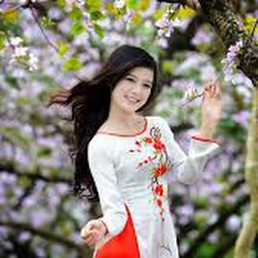 Азиатские девушки. Китай девушки. Пекин фото туристов. Азиатские платья. Деревня сяотунь китай.