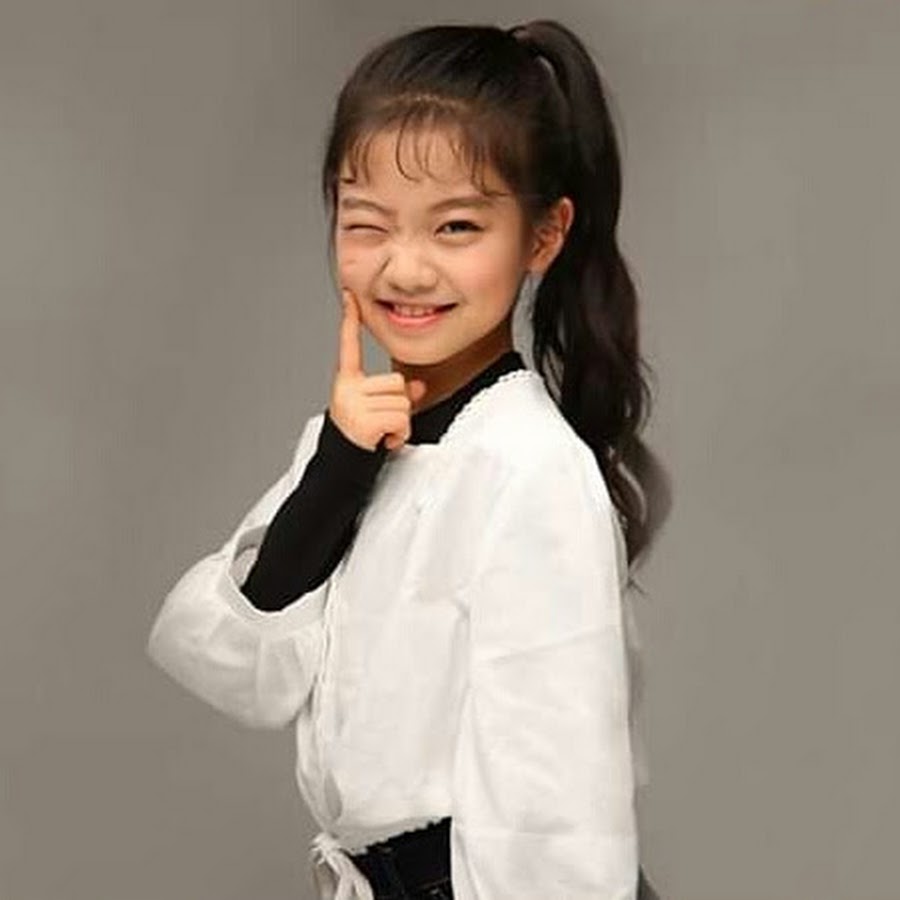 Na Haeun™ - YouTube