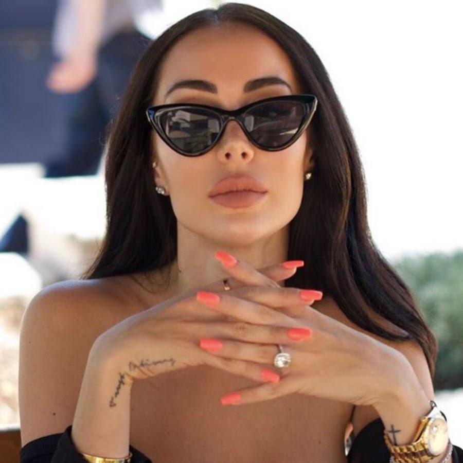 Rebecca Stella - YouTube