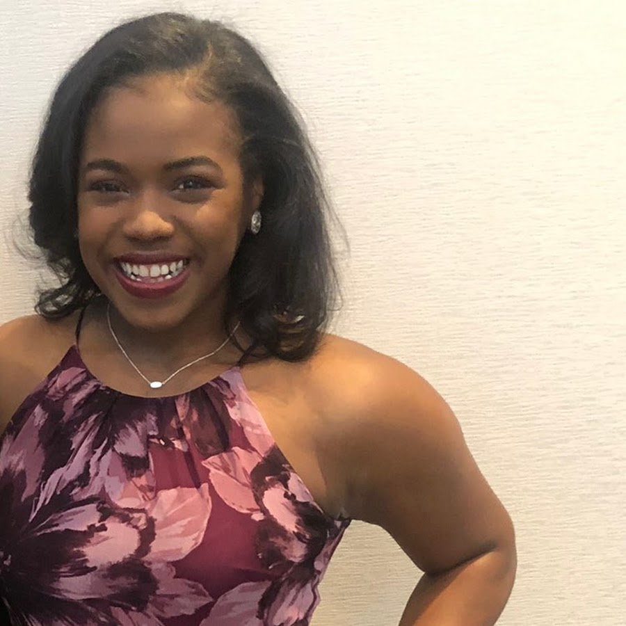 Meia Brady - YouTube