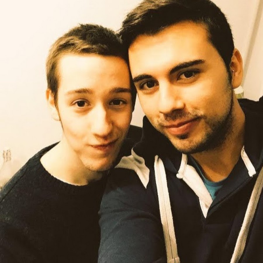 Cara de kk - YouTube