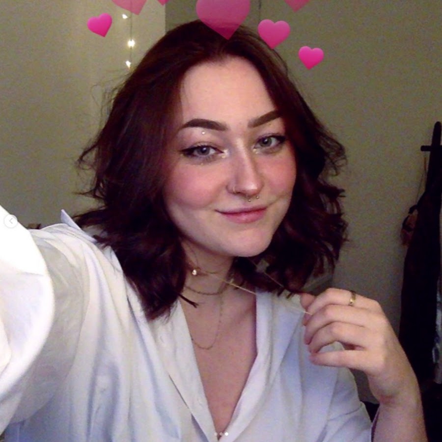 Maja Anushka - YouTube