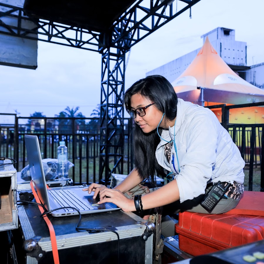 Anggia Citra - YouTube