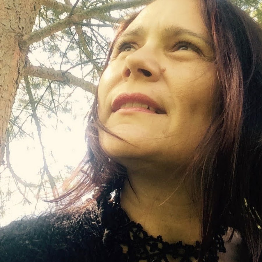 Claire De La Lune - YouTube