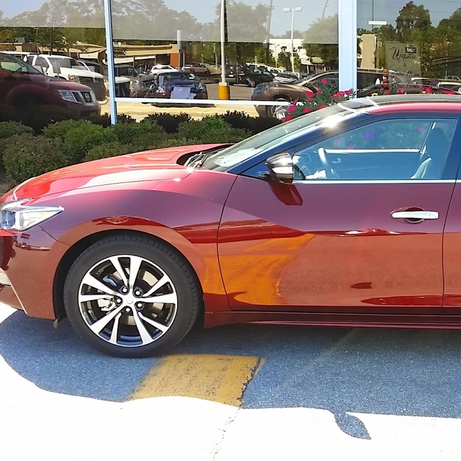 Benton Nissan of Hoover Alabama - YouTube