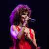 What could Vanessa da Mata buy with $128.44 thousand?