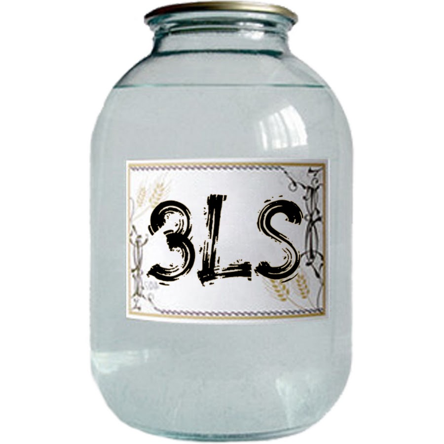 самогон 3 литра. трехлитровая банка самогонки. трехлитровая банка самогонки. самогон. самогон в трехлитровых банках.