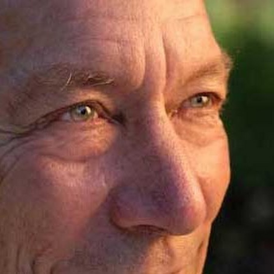 Peter Russell - YouTube