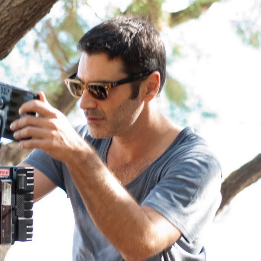 Christopher Papakaliatis YouTube