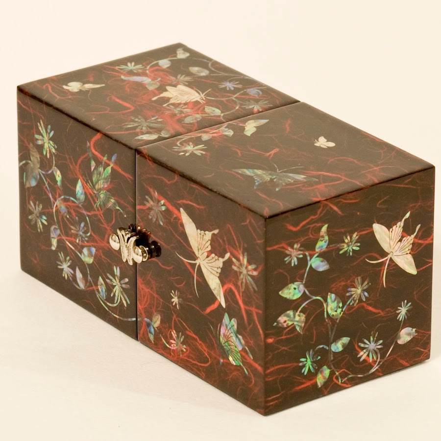 Корейская лаковая миниатюра najeon chilgi. Огата корин шкатулка. Китайская лаковая шкатулка. Древняя китайская шкатулка чжоу. Барбара вуд китайская шкатулка.