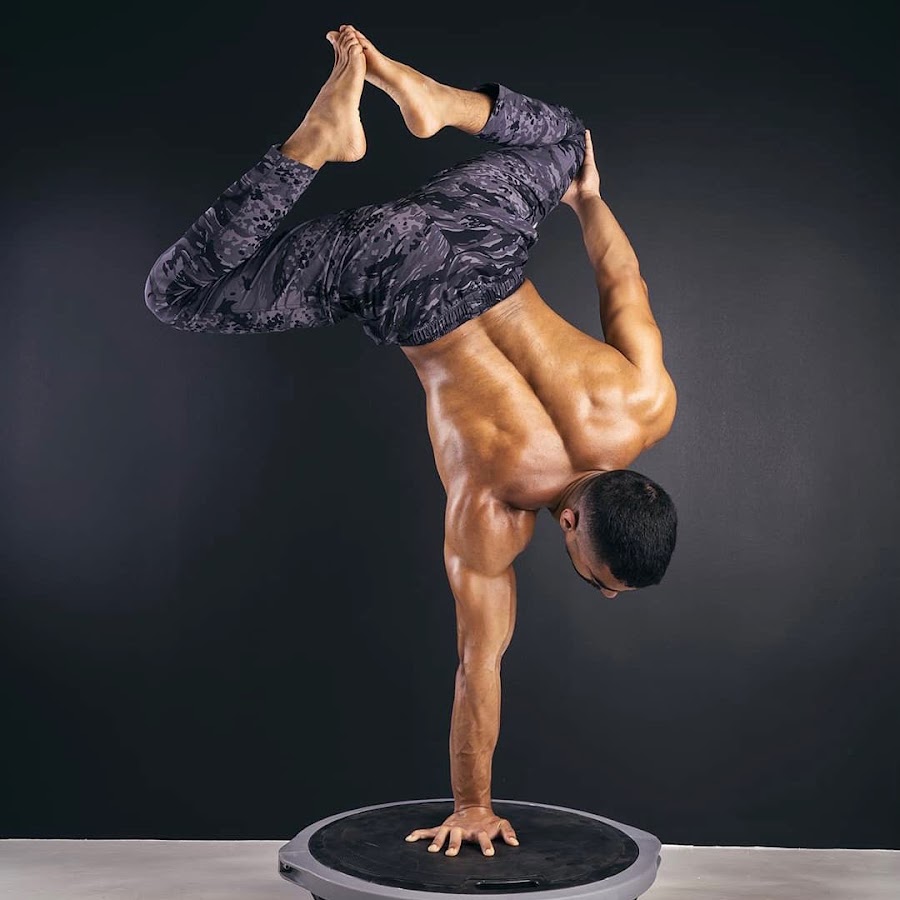 Hemo Calisthenics - YouTube
