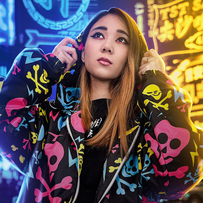 Лесли Net Worth & Earnings (2026)