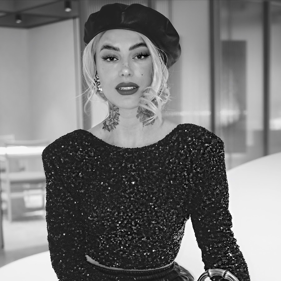 sammi jefcoate - YouTube