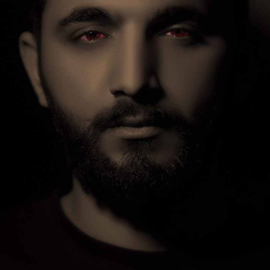 Derek новая зеландия порноактер. Алан джексон. Alan official. Алан волкер без маска. Alan official.