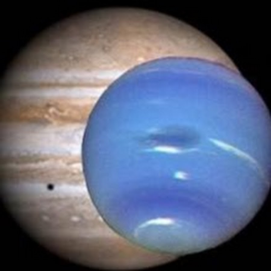 Нептун юпитер луна. Юпитер и Нептун. Луна Юпитер Нептун. 2011 Нептун.